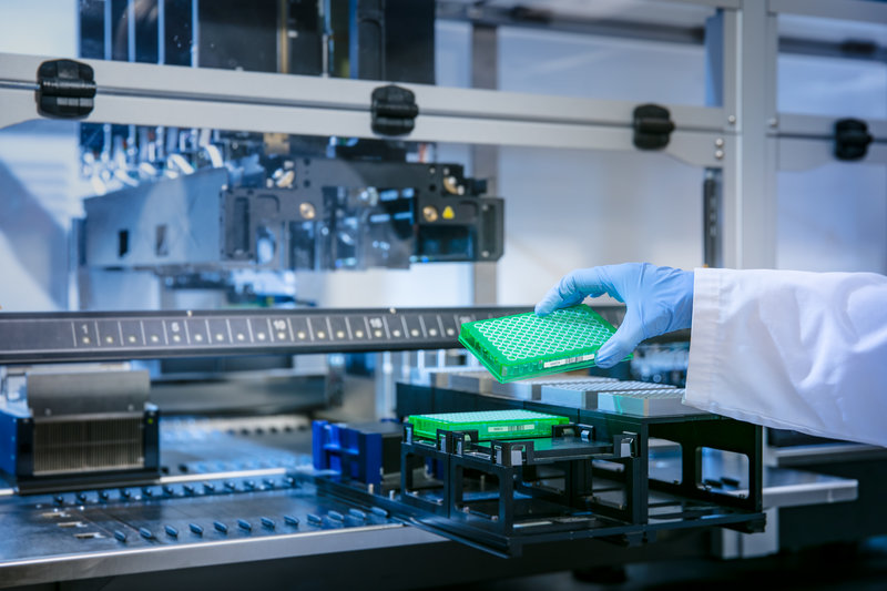 Radboudumc_96 well pipetting robot.jpg